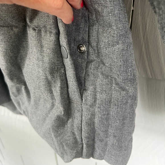 Old Navy Women’s puffer/bubble coat-size M - Picture 4 of 6